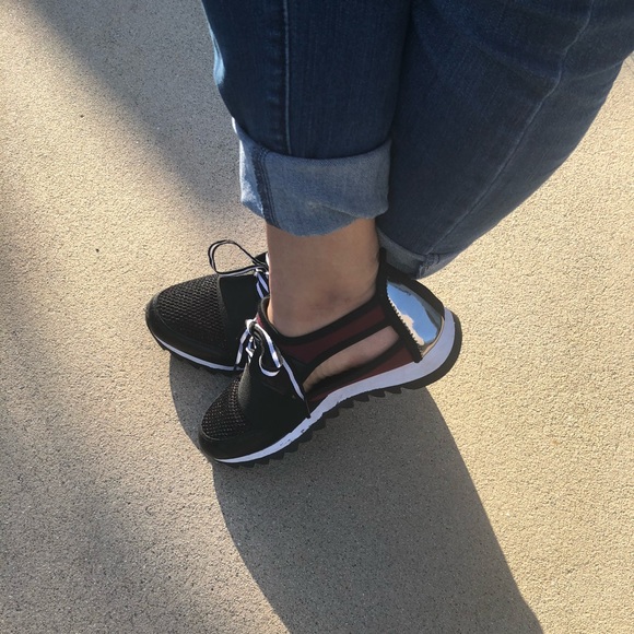 Trendy Burgundy Black side slit sneakers - Picture 2 of 7